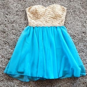 City Studio cream and light blue dress in size 3.